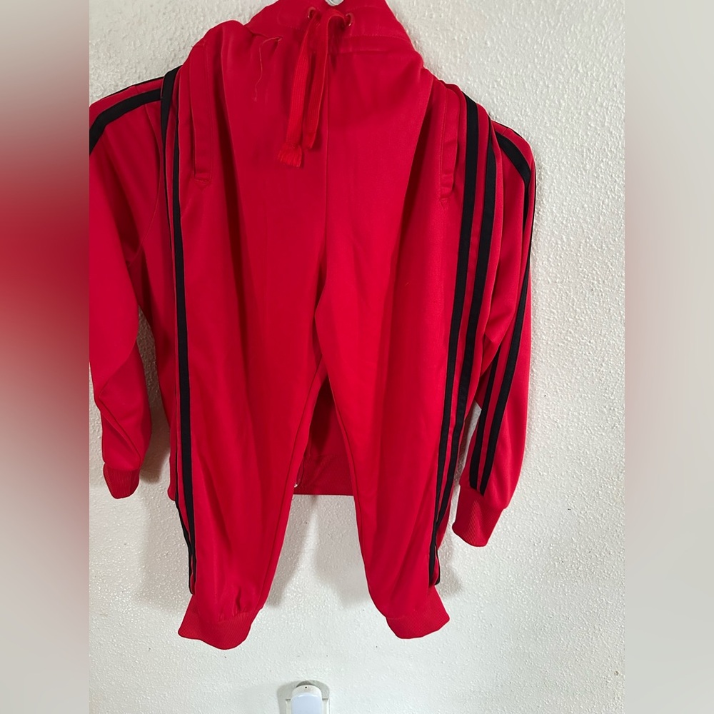 Boys Tracksuit style pants and jacket in a Sz M